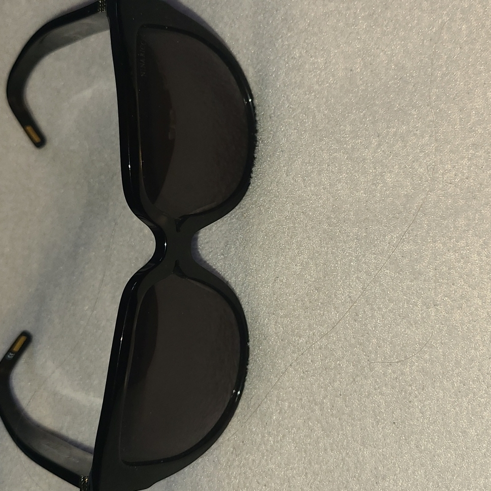 Nina Ricci sunglasses - Picture 7 of 7